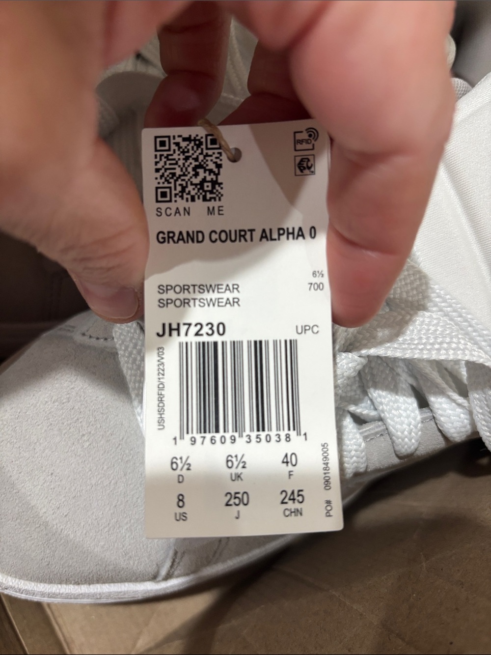 BRAND NEW with tags and box Adidas Light Gray & White Suede Low-Top Sneakers - Picture 6 of 6